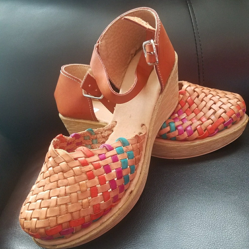 Huaraches - Picture 2 of 6